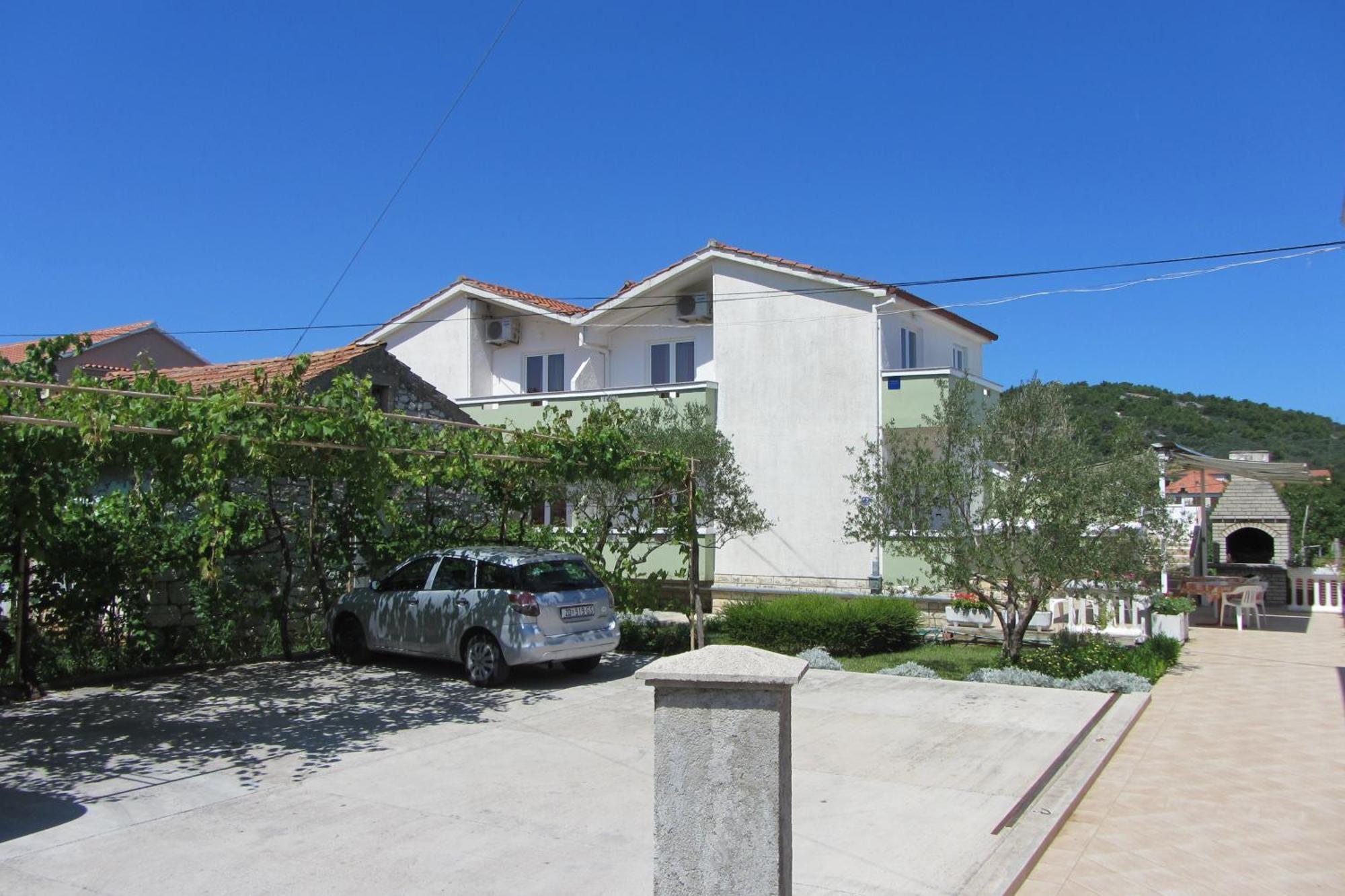 Apartments Lonic Kukljica Camera foto